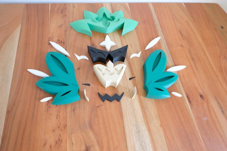 Pokémon Ogerpon Teal Maske – 3D-gedruckte Cosplay Maske & Wanddeko | Handgefertigt, Türkis, Glitzer-Details